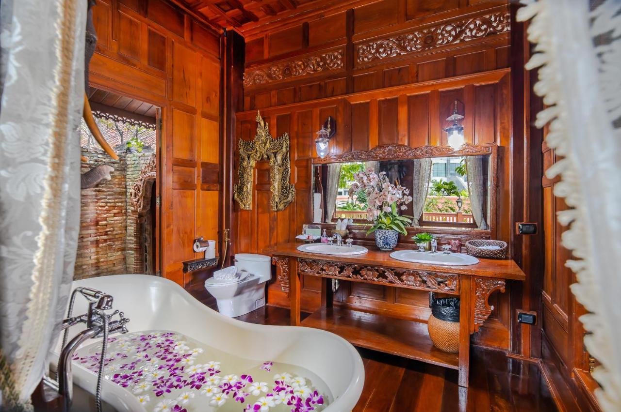 Royal Thai Villa Phuket - Sha Extra Plus Rawai Exteriér fotografie
