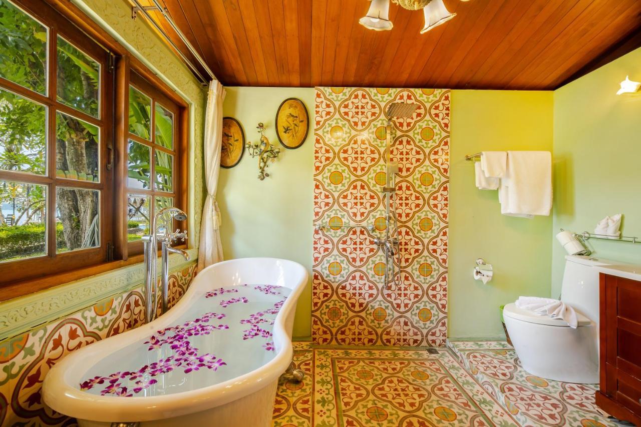 Royal Thai Villa Phuket - Sha Extra Plus Rawai Exteriér fotografie