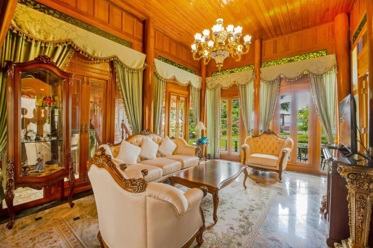 Royal Thai Villa Phuket - Sha Extra Plus Rawai Exteriér fotografie