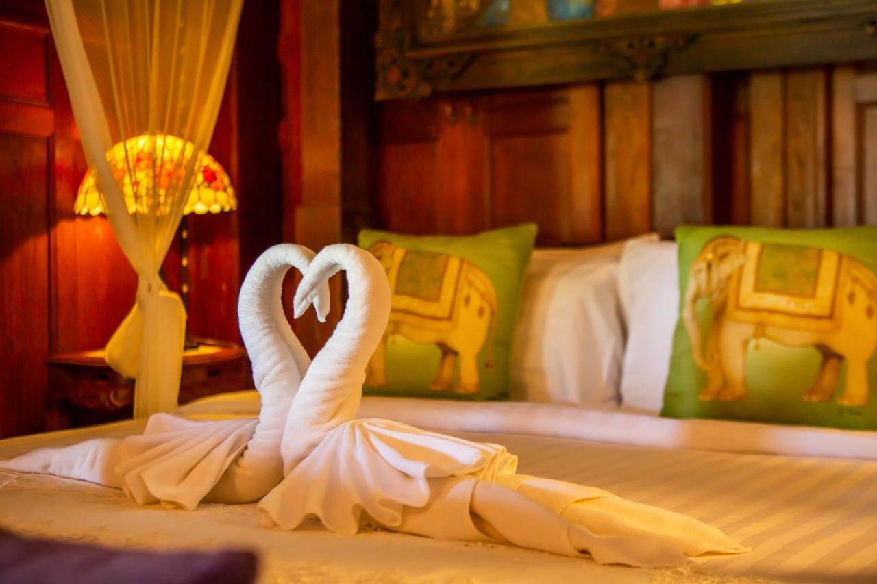 Royal Thai Villa Phuket - Sha Extra Plus Rawai Exteriér fotografie